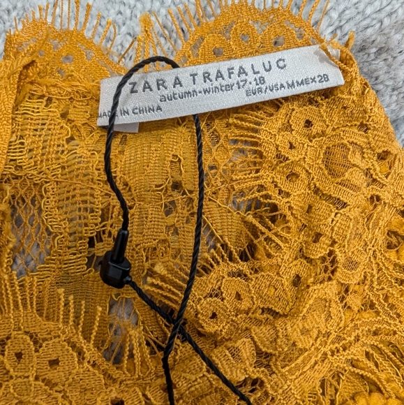 NWT Zara Women's Semi-Sheer Yellow Lace Crop Top - Size Medium - Picture 3 of 7